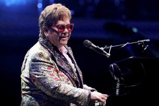 Elton John se despedirá en Glastonbury
